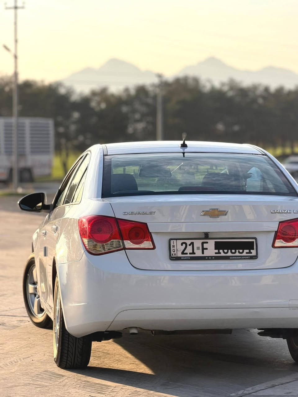 السلام عليكم
شوفرليت كروز 2012 خليجي مكفوله من الحادث 
بدون صبغ کلین تایتل
رقم سليمانيه الجديد تحويل مباشر بأسمي 
مواصفات LS
هزه وسنويه جديده
كير ومحرك مكفولات 
كهربائيات بلاديه 
محرك 1600 تنفس طبيعي، كير اوتو 6 نمر
سياره ماشيه 155000 
سياره بدون نواقص ، ادامه كامله وجاهزه 
السعر 77 وبيه مجال 

مكان سياره السلیمانیە

رقم صاحب واتساپ ***********
