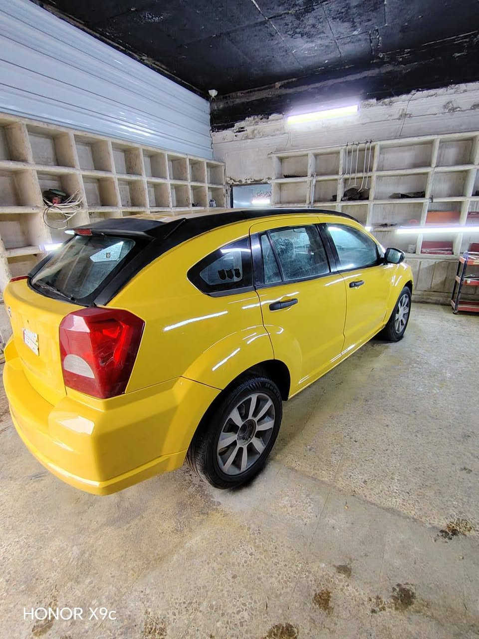 توكنا على الله دوج كالوبيرو كير ومكينه شرط النظافه طخم تاير جديد كهربائية شغاله سياره مال شغل كير  ومكينه مال كورله رقم ألماني شرط الوكالة والتحويل بيع امراوس يرهم السعر 42مكان السياره موصل/***********
