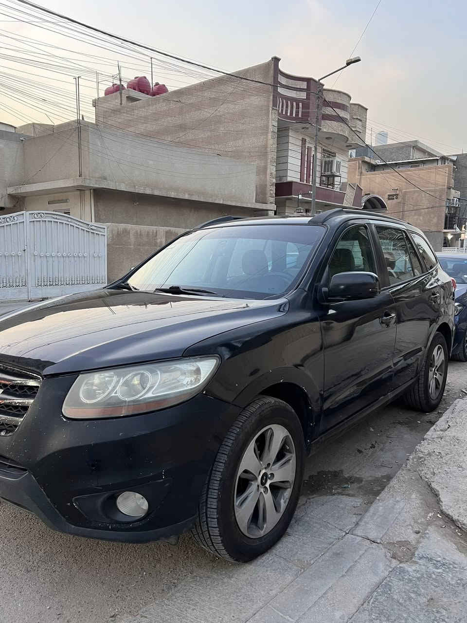 سلام عليكم

سنتافيا 2012 وارد امريكي
محرك سته سلندر
مواصفاتها العادية 
سيارة بيها قطعتين صبغ
 حادثها خلفي
رايدها 128 وبيها مجال
مكان السيارة الكاظمية او باب المعظم

‭0771 425 1040‬
