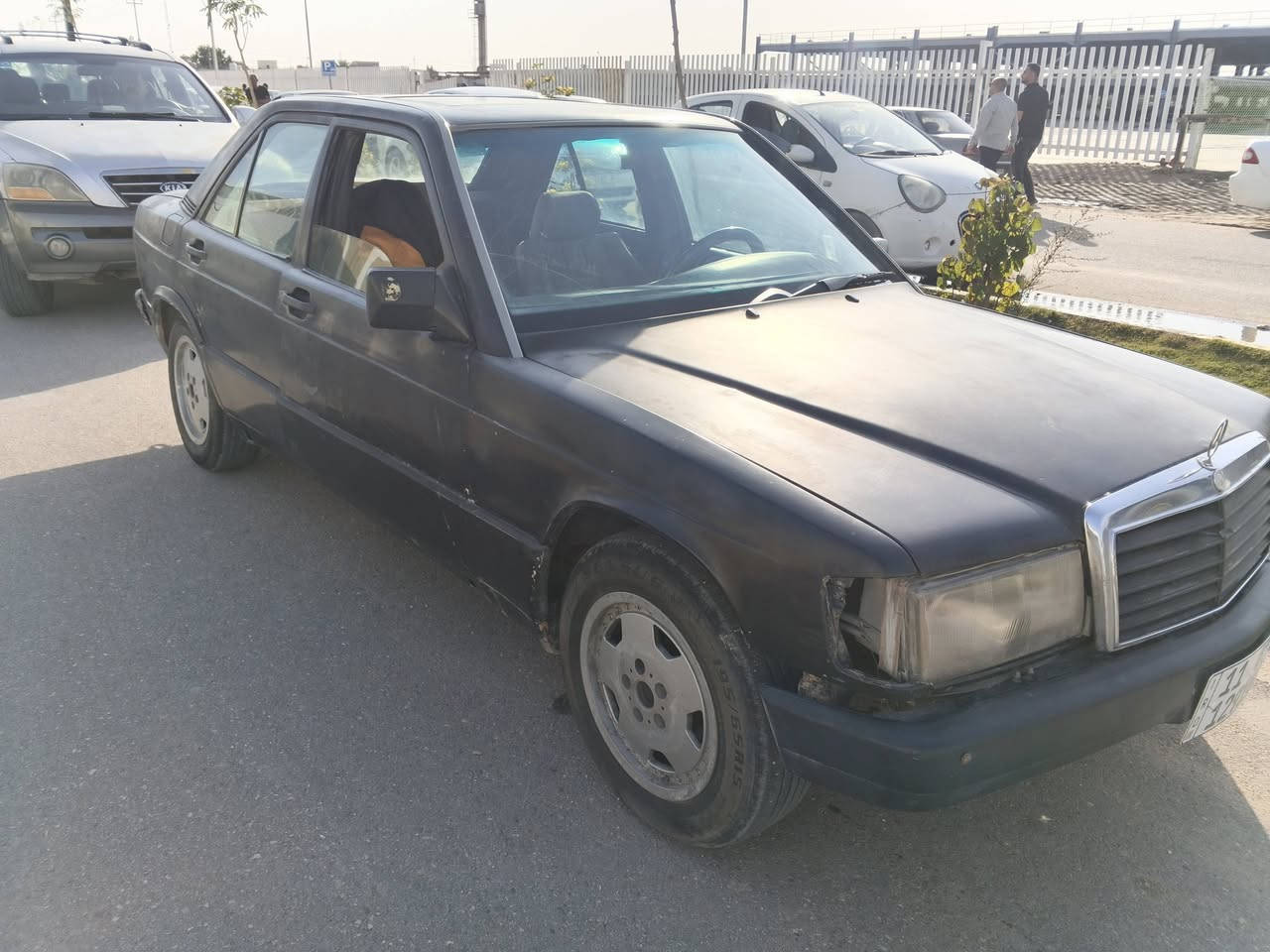 مارسدس 190 للبيع
سلام عليكم
مارسدس 190 طيارين مديل1990 
رقم بغداد دولي ب اسمي 
سياره جاهزه 
قواعد دبلات مكفوله 
محرك ونجي 6 سلند

السعر32 وبي مجال مكاني ناصريه 
***********
