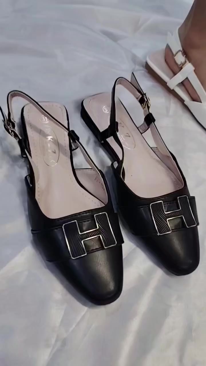 حذاء بناتي يجنن خفيف يجنن
روعه قياس ٣١ال٣٤
السعر ٩٠٠٠ ✅✅
#توصيل بسمايا ١٠٠٠
بغداد ومحافظات ٣٠٠٠ لغاية نهاية رمضان


**إذا كنت صاحب هذا الإعلان وتريد حذفه لأي سبب، رجاءا أرسل رسالة إلى الدعم الفني**