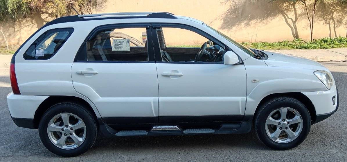 سبورتج 2010 كوري
بدون صبغ جاهزه محرك ٤ سلندر 
تبريد ثلج
***********
***********
