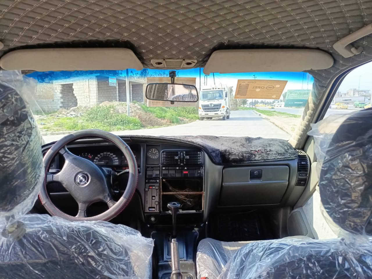 اوبل اوميكا موديل 1991 فول توماتيك حجم 26 محرك بداية نفخ طخم السياره جديد وطخم تاير جديد جامات كهرب كهربائات كلها شغاله سيارة كاملا مكملا ميعوزه اي مصرف مع السياره شاشه جديده شرط التحويل كاربون بيها السعر 30 وبيها مجال للستفسار ⬇️
***********📞
***********📞
