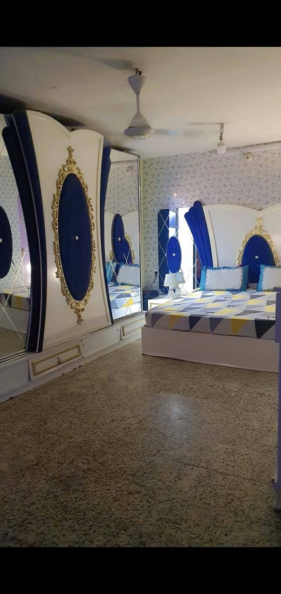 غرفه ٣٠٠ طباخ والكاونتر ٢٥٠ تخم ٤٥٠ عشر مقاعد تواصل خاص


**إذا كنت صاحب هذا الإعلان وتريد حذفه لأي سبب، رجاءا أرسل رسالة إلى الدعم الفني**