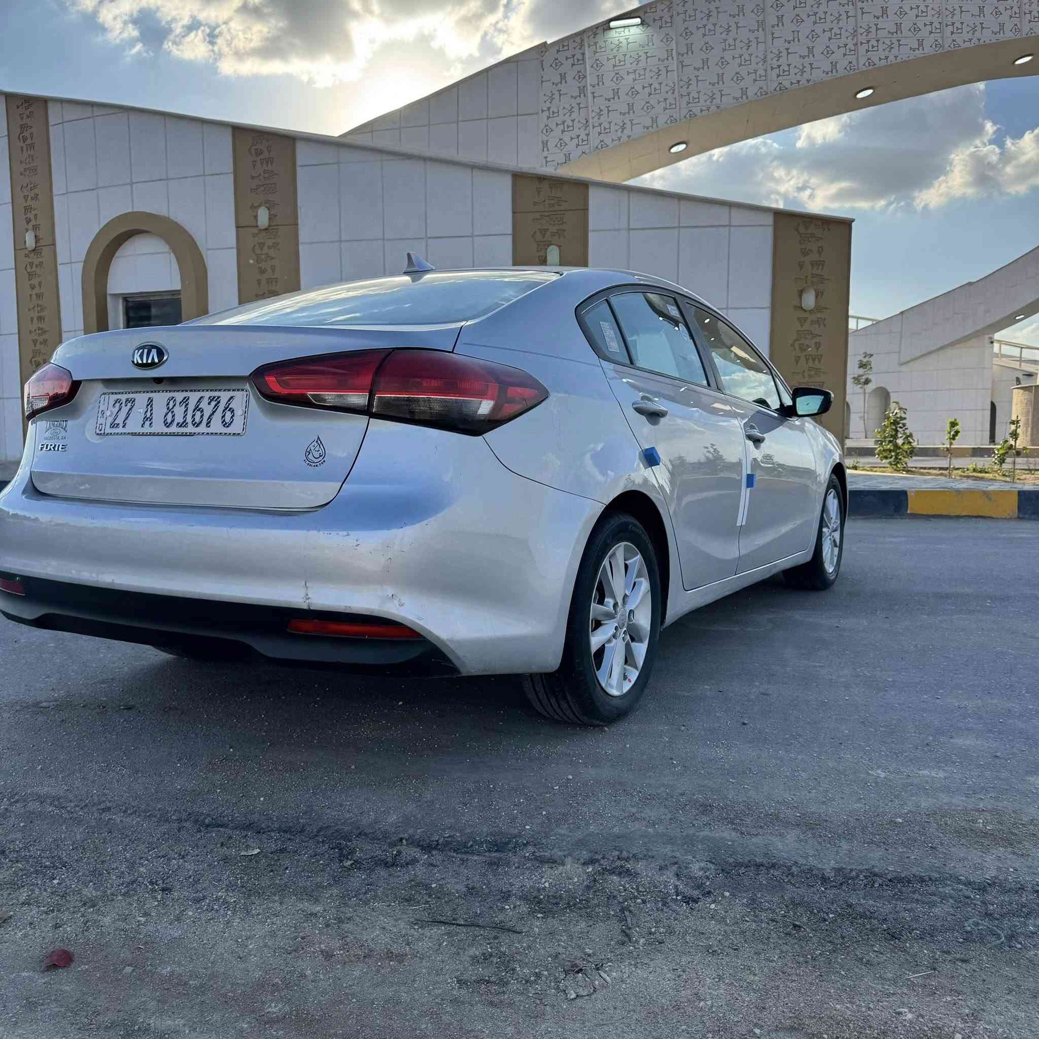 الهم صلي على محمد والي محمد
كيه فورتي 

موديل:2018

وارد امريكي السونار مرفق بل منشور

موصفات:

كامره خلفيه 

حساس امامي خلفي 

شاشه 

مكينه:2000دوش

ماشيه 100الف 

السياره جديده كلش تاخذه ما تصرف عليه الف 

احلى من الصور 

مكانه:ناصريه مركز 

السعر:122وبيه مجال 

للستفسار: ٠٧٨٢ ٢٨٤ ٠٨٩٦

٠٧٧٦ ٤٥٥ ٤٧٩٧
