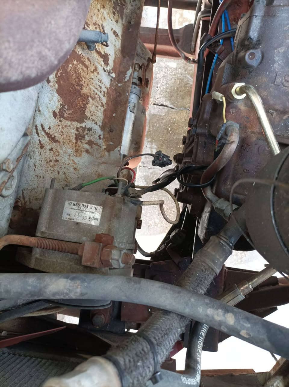 سلام عليكم  البيع اقجم تك الموديل 80 رقم ذي قار محرك 55كير23اكسن جيف سياره جديد شاصي جديد  مكفول كفاله عمامه رقم  نكليزي ستفسار رقم الهتف*********** وو***********وو***********
