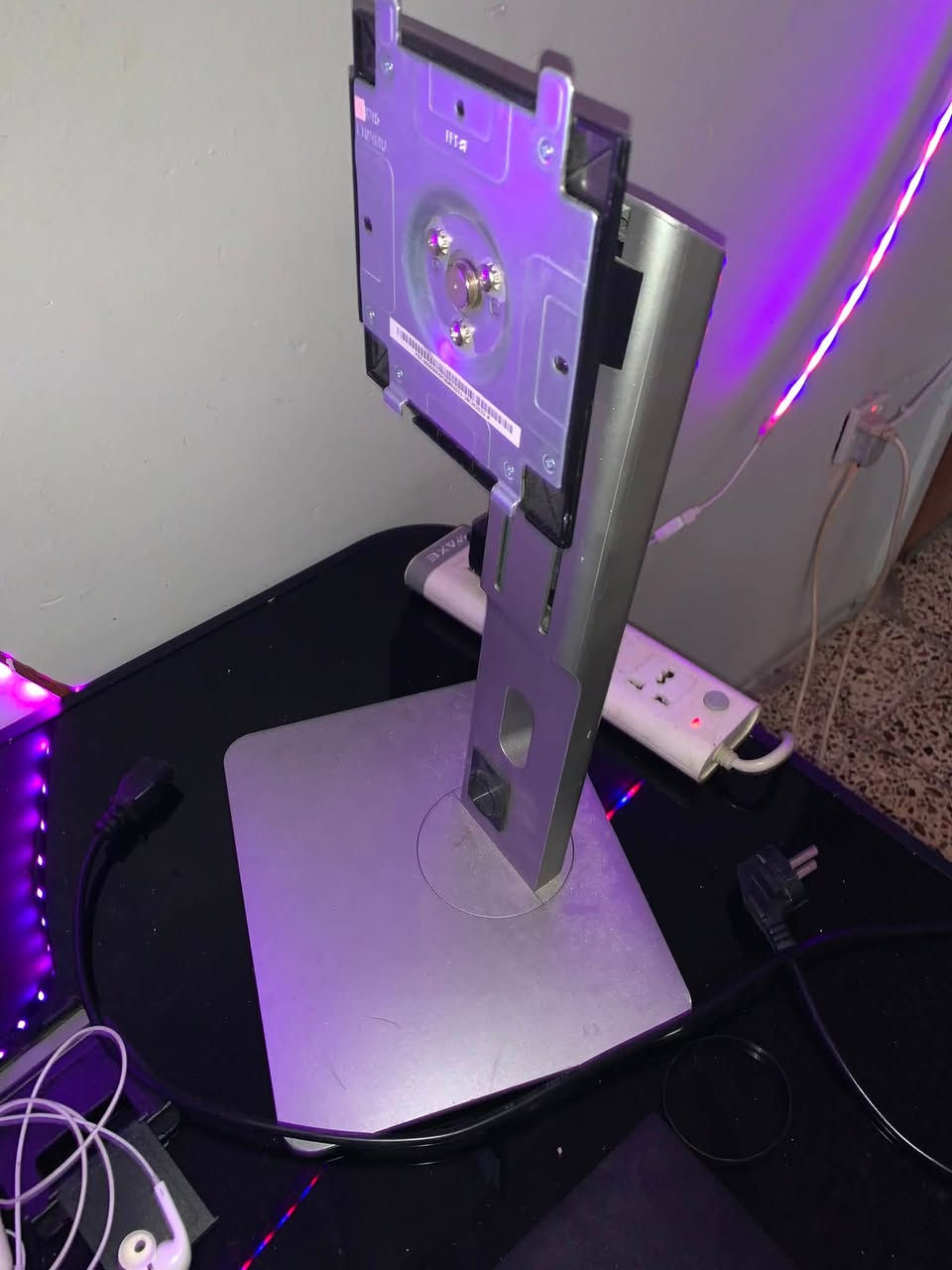 مونتر DELL 22 رايدها ب70
عنواني عمارات زيونة
رقمي ‪771 368 4360‬


**إذا كنت صاحب هذا الإعلان وتريد حذفه لأي سبب، رجاءا أرسل رسالة إلى الدعم الفني**