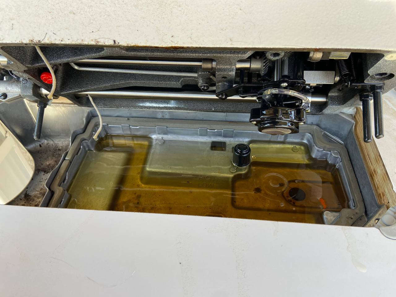 اسلام عليكم شباب عندي مكينه خياط للبيع السعر 400 جديده رقم ***********
