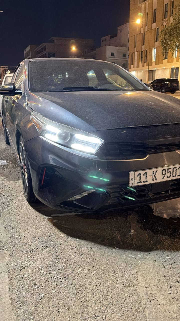 السلام عليكم
كيا فورتي.     2023

فول فول مواصفات  GT 
محرك 1600
السياره مصبوغه عام بدون حادث 
ماشيه. 50 الف
السعر 115 بيها مجال قليل
***********.   ***********
