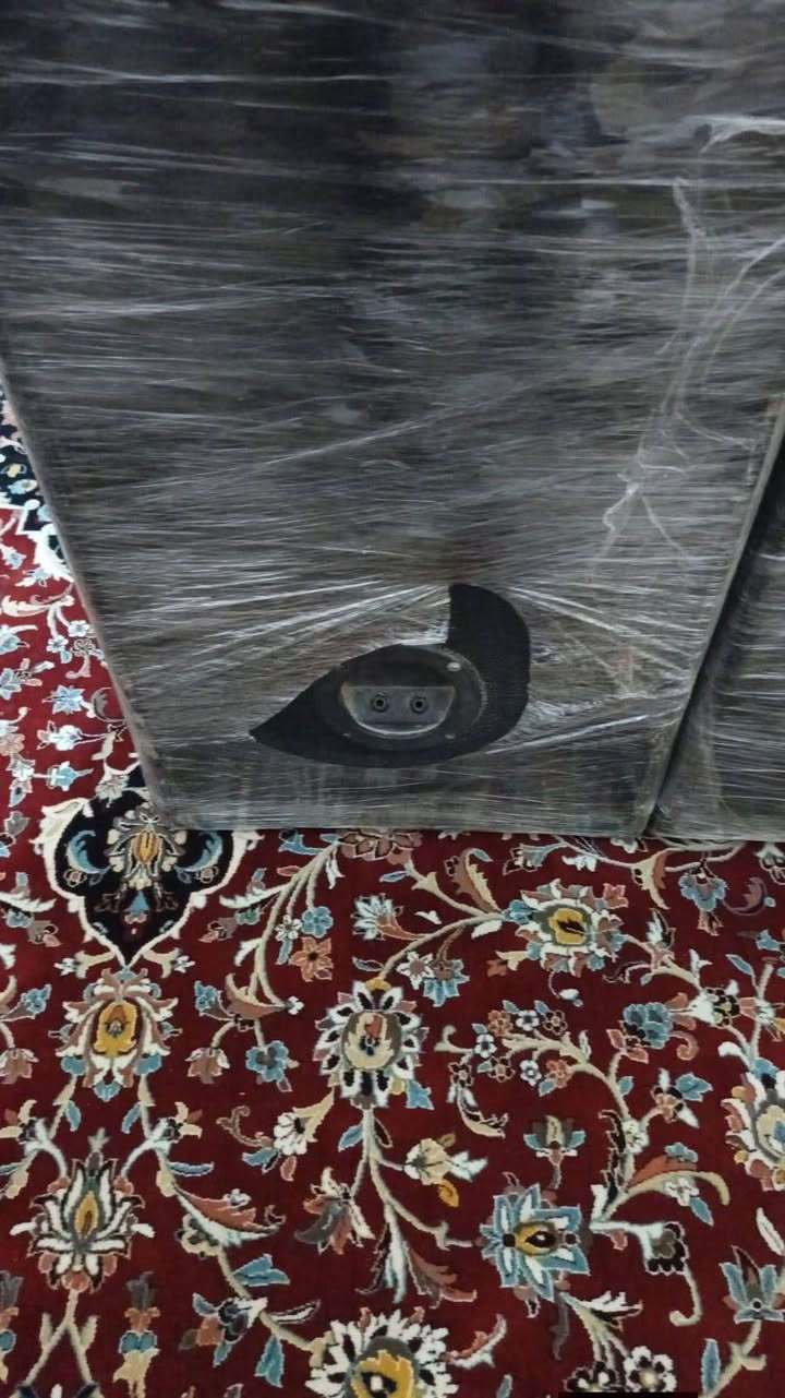 سماعات  للبيع مكاني كوت النعماني لبب يصالي اصلي ما صلحات ***********4  سعر 300وبيه مجال
