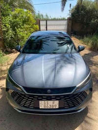 BYD QIN L 2025 للبيع   السيارة لون رصاصي احلى لون بيها   ماشية 17 الف ...