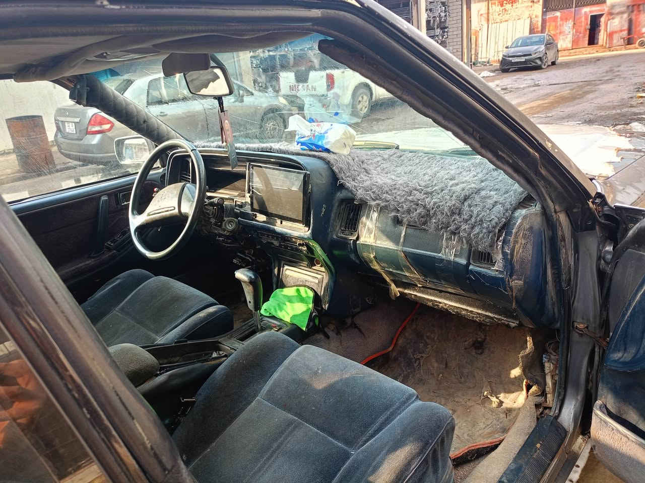 سيدان هارتوب موديل91 محرك كير شرط عنوان موفقيه 30 وبي مجال  ***********
