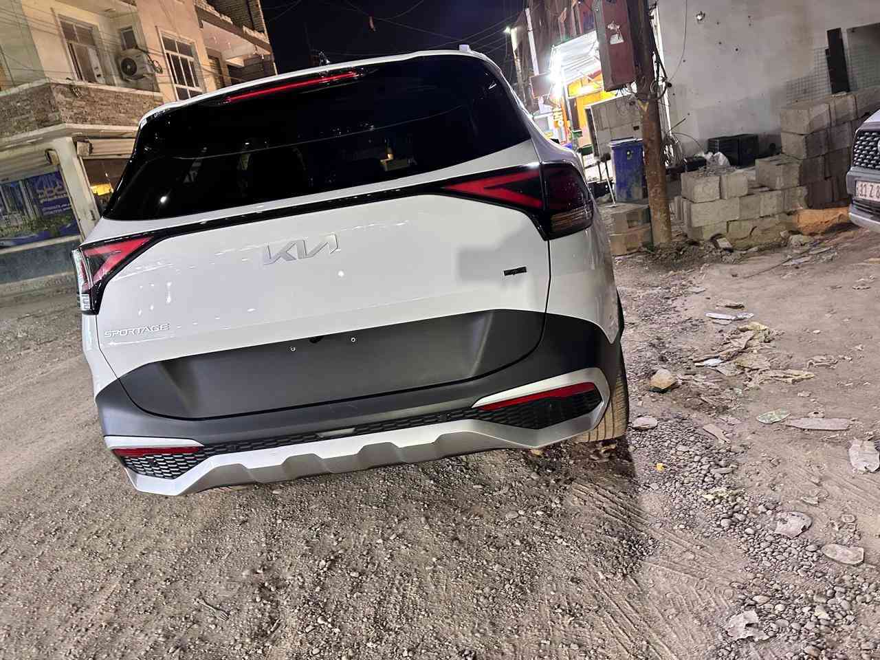 السلام عليكم
سبورتج 2025
سيارة وارد امريكي
ماشيه 11 mile
فول مواصفات
عده الفتحه
محرك 2500
بصمه عدد 2
بصمة دخول
بصمة ابواب
تشغيل عن بعد
اشاير بالمري
كشنات جلد
اوتو هولد
قيادة ذاتيه
وضعيات قياده ( ايكو - نورمال -سبورت )
رادار امامي وخلفي توقف ذاتي
رادار جانبي
حساسات   خلفيه
كامره خلفيه دواره
حادثها جاملغ الامامي صبغ وشويه بلجاملغ بارد
المكان بغداد الدورة
تفاصيل اكثو الاتصال : ***********
