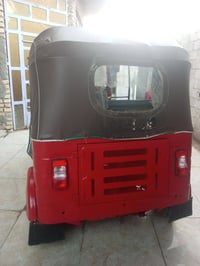 هاي التكتك للبيع السعر 3 وبيهة مجال تواصل علة هاذة الرقم/07874351143