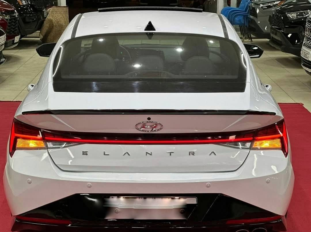 سلام عليكم النترا ان لاين كير عادي ٢٢ حادثهه قبق جنطه فقط بغداد ***********
