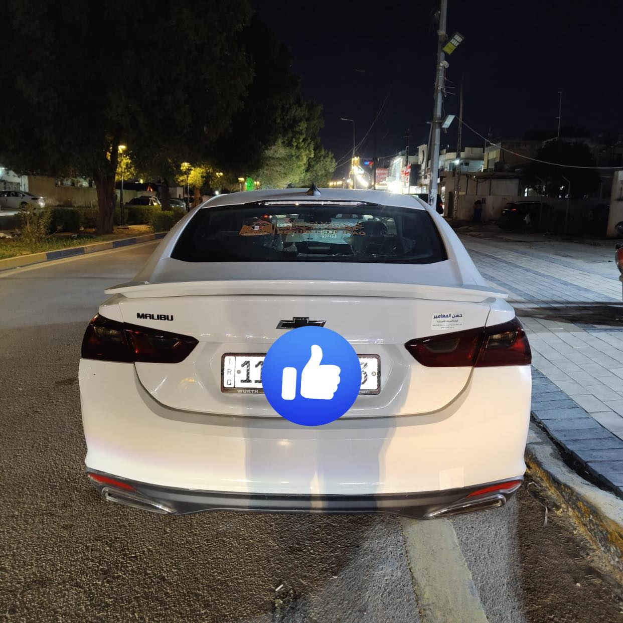 🔥 للبيع — شفروليه ماليبو 2023 رقم بغداد الجديد 🔥  

سيارة نظيفة جداً 
✔️ موديل: 2023  
✔️ اللون: (ابيض)  
✔️ ممشى: (95000) كم  
✔️ وارد: ( أمريكي )  
✔️ محرك اقتصادي وقوي بنفس الوقت  
✔️ شاشة كبيرة + كاميرا خلفية  
✔️ حساسات + مثبت سرعة  
✔️ مكيف ثلج ❄️  
✔️ السياره حادثها سرقه ابواب وبنيد وجنطه الي مشدودات اصليات مال تفصيخ صبغ بطارف الجاملغ الامامي شبر بالسونار يطلع فقط فتح براغي 

السيارة ما تحتاج أي صرف — استعمال شخصي ومحافظ عليها جداً 👌  

💰 السعر:120ورقه قابل للتفاوض تحويل مباشر
📍 الموقع: (بغداد - اليرموك - الاربع شوراع)  
📞 للتواصل :***********

الي يريـد سيارة شبابية، مريحة واقتصادية…
