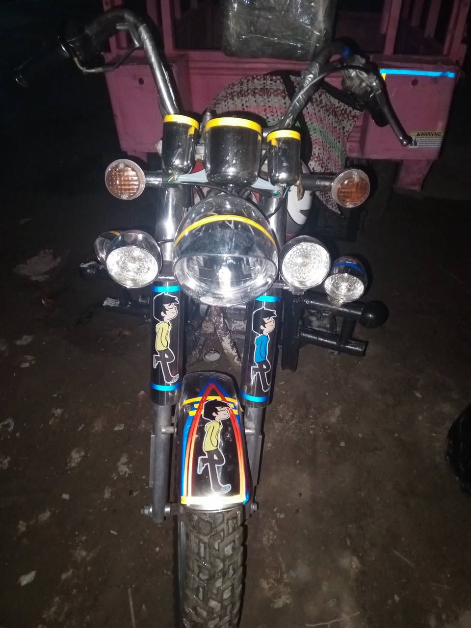 سلام عليكم ستوته للبيع موديل 2011 سعرها مليون و100 وأوراق أصول شاصي مكفول والي شراي يستاهلها ***********
