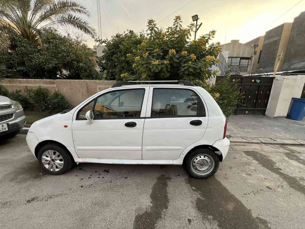 كيو كيو 2008
اربعة سلندر كير عادي
رقم جديد هزه جديدة
بأسمي  
زوج تايرات جديد فيت بمب جديد
السعر ٢٣$ ورقة وبيها مجال بسيط
للاستفسار ***********
المكان باليرموك
