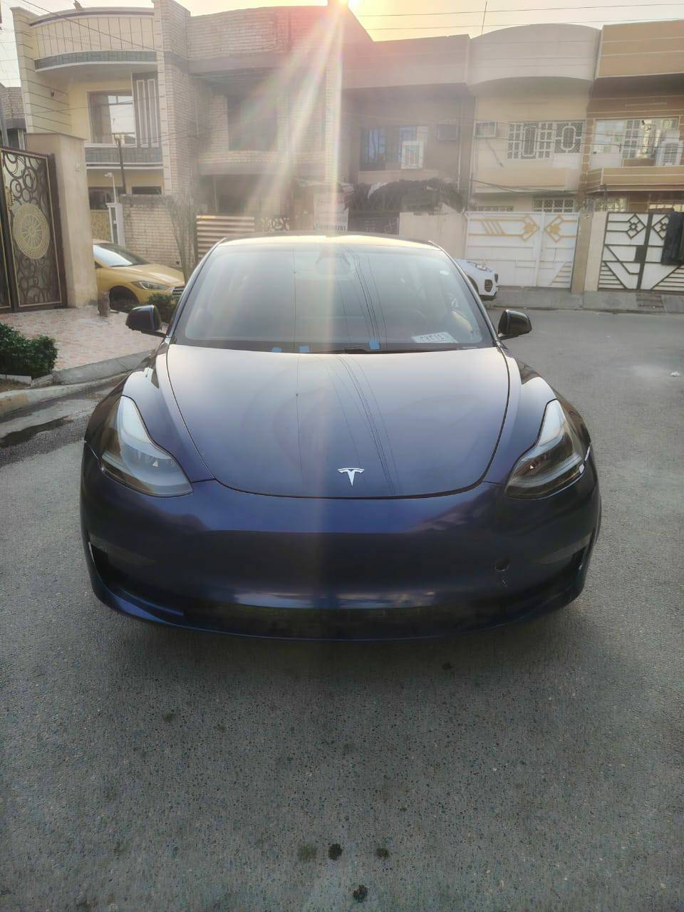 السلام عليكم تسلا Model 3 2023 وارد امريكي
‏Tesla Model 3 2023 White

 المسافه المقطوعه : 29000km

الضرر :   موضح بالصور

المواصفات 

.شاشه

.كشنات كهرباء

.ويل كب

.كامرات 360

.صندوك كهرباء

.لايتات زنون

.بكلايت لد

.كشنات جلد

.حساسات امامي خلفي 

.رادارات 360

وبعد بيه هواي مواصفات 

السعر150 وبيه مجال 

تفاصيل اكثر هذا رقمي ***********

مكاني بغداد حي الفرات
