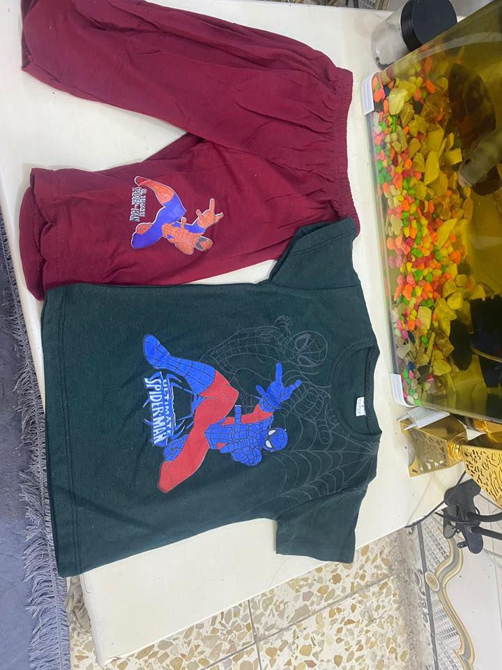 السلام عليكم متوفر عندي تراكات وملابس عيد قميص وشورت وقميص وبنطرون اكو قطعتين واكو ٣ قطع ومتوفر بدلات هم   
 
التراكات ١٥٠ قطعة ب٣٠٠ وبيهن مجال 
وملابس الطلعة ٥٠ ب١٧٥ وبي مجال 
والبدلات ١١ ب٨٥ جملة فقطط


**إذا كنت صاحب هذا الإعلان وتريد حذفه لأي سبب، رجاءا أرسل رسالة إلى الدعم الفني**