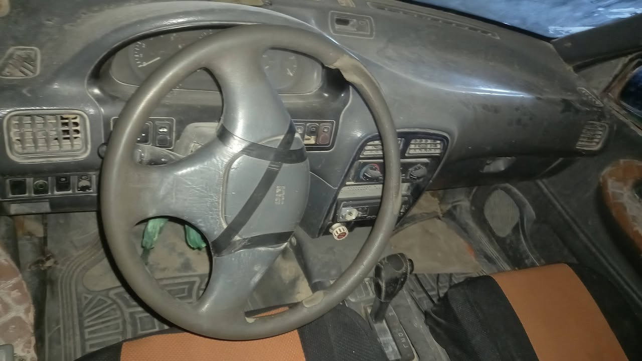 إعادة النشر للبيع او مراوس
كيه سبورتج موديل ٩٣ بأسمي مشروع وطني محركه ونجي اربعه سلندر جديد تاير جديد هزه جديده السعر ٣٥ 
مكاني الناصريه الغراف ترهم بيع او مراوس 
رقم ***********
