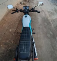 ألسلام عليكم دراجه شايننك موديل 25 محرك 150 cpf أسود  أوراق سكنر (للبي...