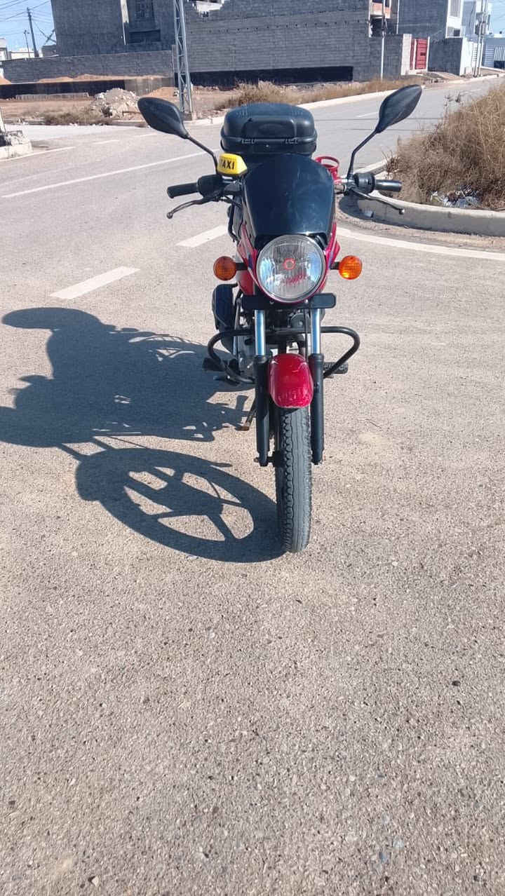 سلام عليكم دراجه بوكسر موديل2020 نضيفه كلش وناعمه كامله مكمله من كلشي سلف كهربائيات كلها شغاله اوراق اصولي ترقيم المكان ديالى الخالص فلكه مصطفى جواد السعر 975 وبيها مجال الرقم للأستفسار ‭0786 764 1706‬
