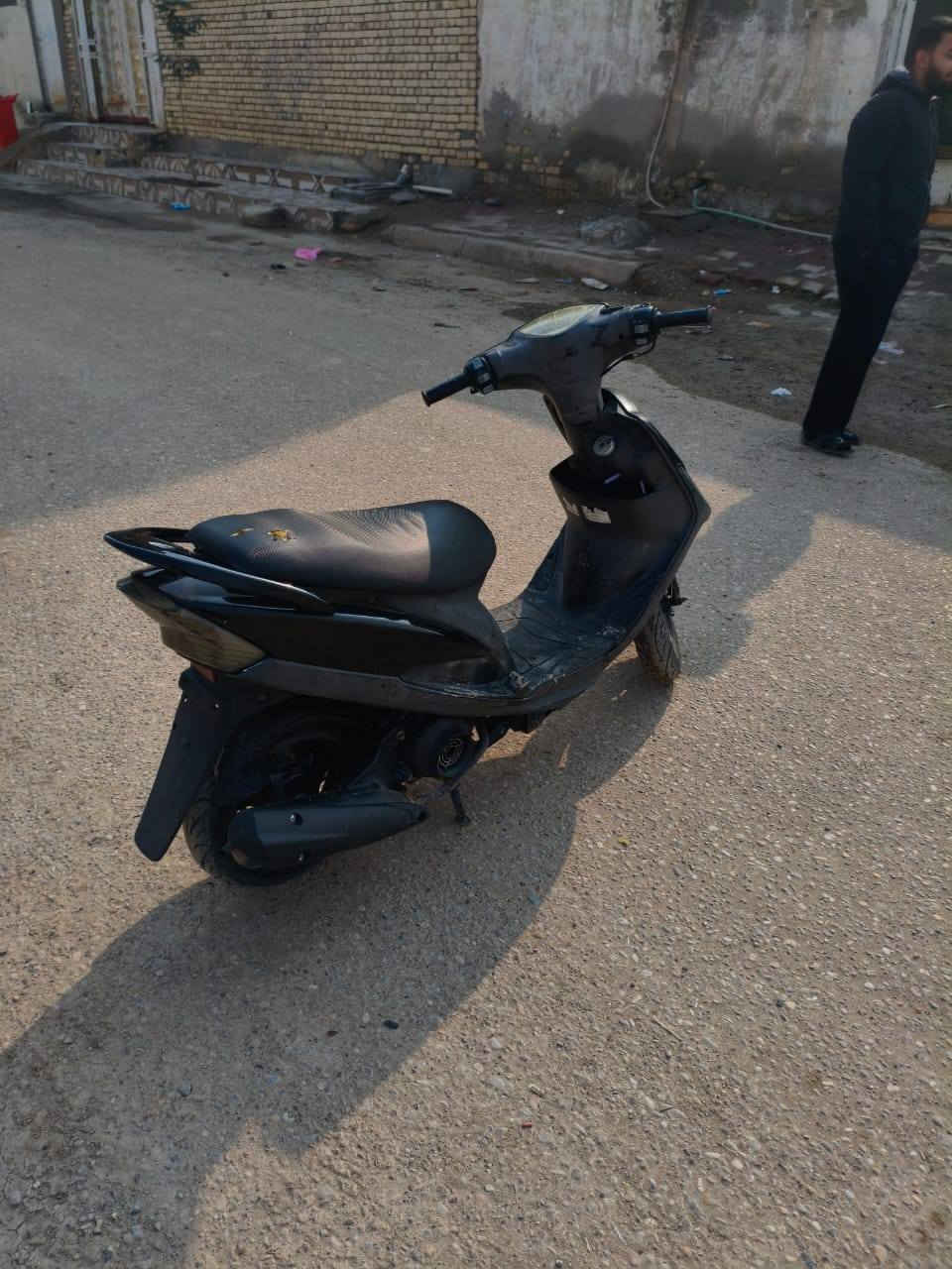 ماكس عدلة نضيفة نضافة 100/100 بوشة 49 الدراجة بلادية من الطول للطول بس بيها كلج امامي تزويد او الصالنصة تجارية فقط الدراجة خير من الله ولا موكفتني بشارع الرقم ***********
