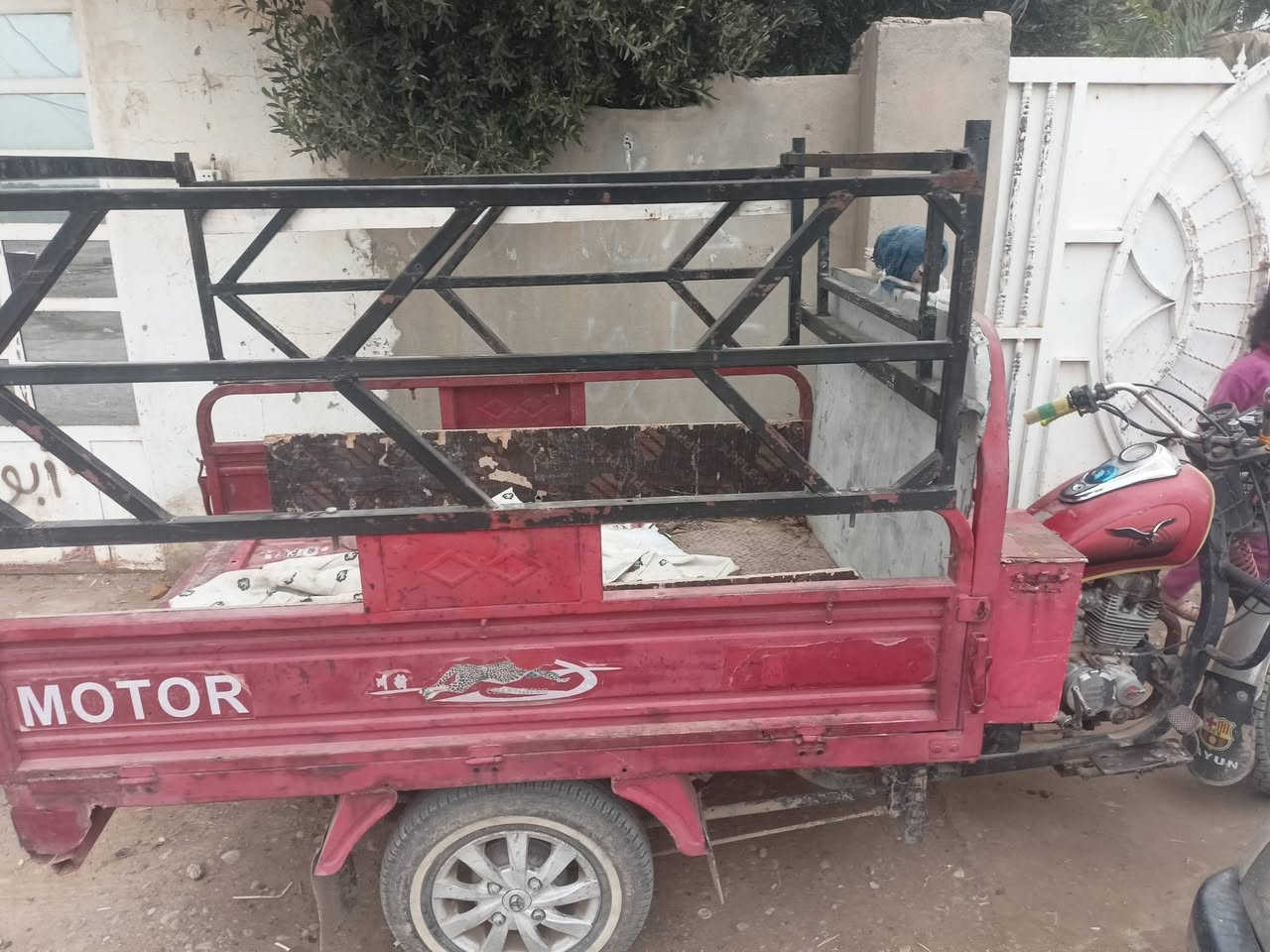 ستوته البيع وراق كمله بيه لحيم بل ركبه موديل 14رقم رقم ***********
