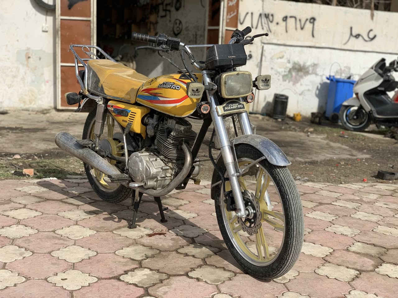 السلام عليكم
دراجه نامي برو للبيع مديل ٢٠٢١ اوراق كامل بيهه ٥ اوراق مابي عيب شغاله السعر ٤٣٠ وبي مجال مكاني سعديه الجبل 

الرقم / ***********
