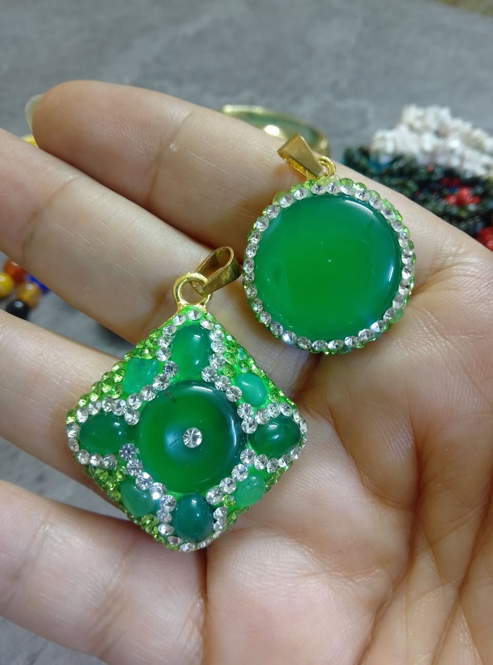 احجار طبيعية فحص أمام المندوب سعر القطعه 4الاف الي يرد يراسلني خاص اكوو تصفيه توصل5الاف


**إذا كنت صاحب هذا الإعلان وتريد حذفه لأي سبب، رجاءا أرسل رسالة إلى الدعم الفني**