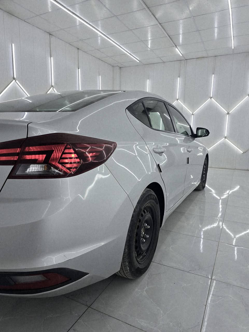 سلام عليكم النترا 2019 رقم بابل 
شاشه 
كامره 
تحكم استيرن 
مانع انزلاق وباقي المواصفات معروفه 
السياره كلين فقط الدوسه 
كير محرك تبريد حداديه كله مكفول 
صور الحادث + السونار مرفق+ الكارفاكس  
مكاني بابل الحله 
للاستفسار الاتصال
السعر 143$ 
***********
***********
