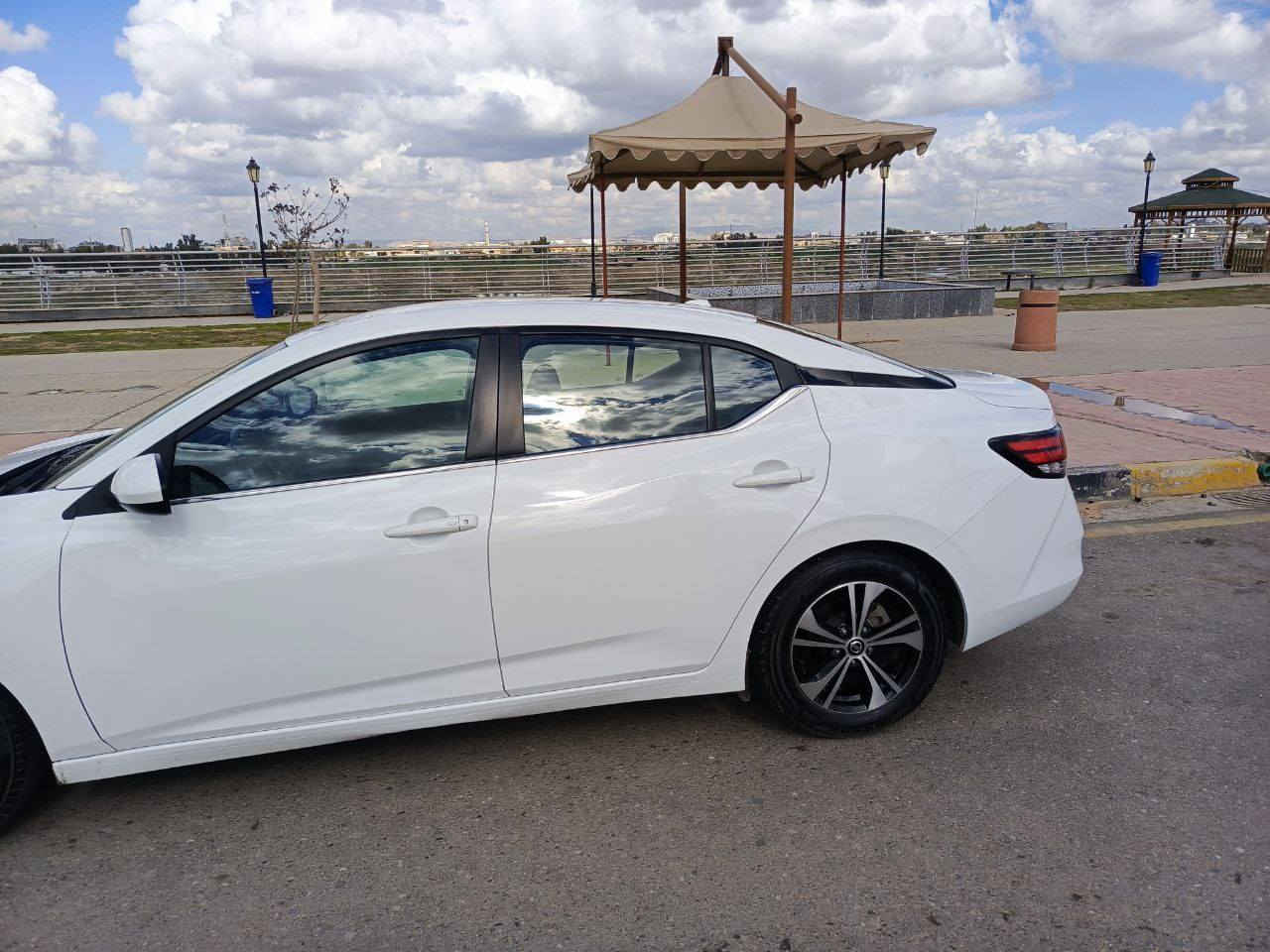 سنترا 2022 SV وارد أمريكي
ماشي 52ml 

سيارة مواصفات حلوة تحديد مسار نقطة

 عمياء رادار امامي خلفي بريك طوارئ امامي

 خلفي...وباقي المواصفات معروفة 
تبديل جاملغ وبوند 

سعر139$  مكاني موصل 

للتواصل ***********
