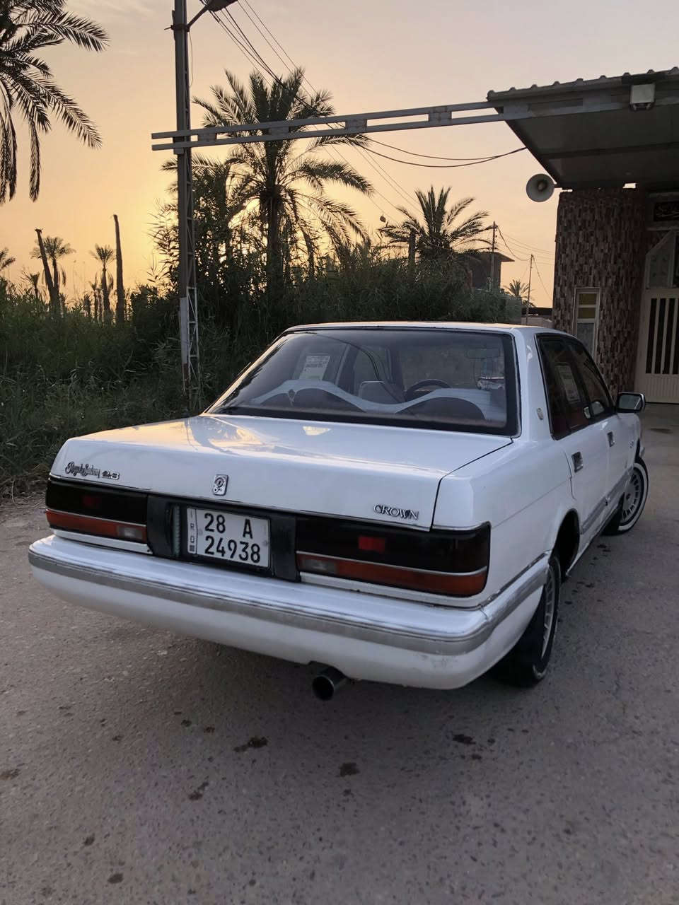يا الله سلام عليكم سيدان للبيع او مراوس مديل 90 يسره بلاد سياره كفاله من ضربه وكص ونغل وصوليات وعيب شرعي مكينه 2500 ونص وتبريد ويه سويج ثلج رقم نجف تحويل مباشر سنويه2029غرفه ماروني جديده تخم تاير حداده لايت عالي ناصي سكن مسجل كله شغاله صبغ عام جمالي فقط 
سعر 50 وبيها مجال لشراي بل خدمه مكان لبصره لقرنه رقم ***********
