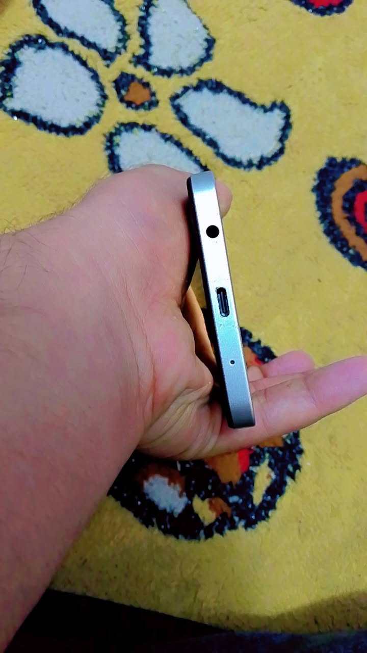بوكو ذاكره 128ستعماله قليل كلش كارتونه وشاحنته الصليه مراوس اريده


**إذا كنت صاحب هذا الإعلان وتريد حذفه لأي سبب، رجاءا أرسل رسالة إلى الدعم الفني**