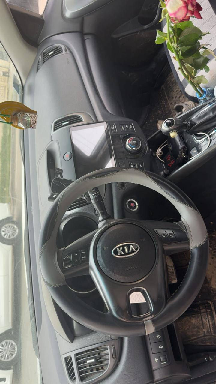 السلام عليكم اخوان كيا فورتي للبيع موديل 2012 السيارة فول مواصفات من البانوراما للبصمه  حادث السيارة باب صبغ فقط 
مكاني بغداد 
سعر السياره 112 
للاستفسار: ***********
