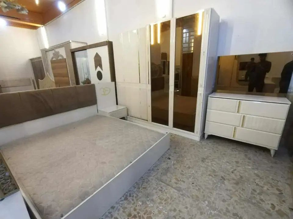 غرفه نوم تركي ٥ قطعه ضخمه نضافه جيده صيغ حراري بسعر مناسب
٣٧٥ الف
قفل


**إذا كنت صاحب هذا الإعلان وتريد حذفه لأي سبب، رجاءا أرسل رسالة إلى الدعم الفني**