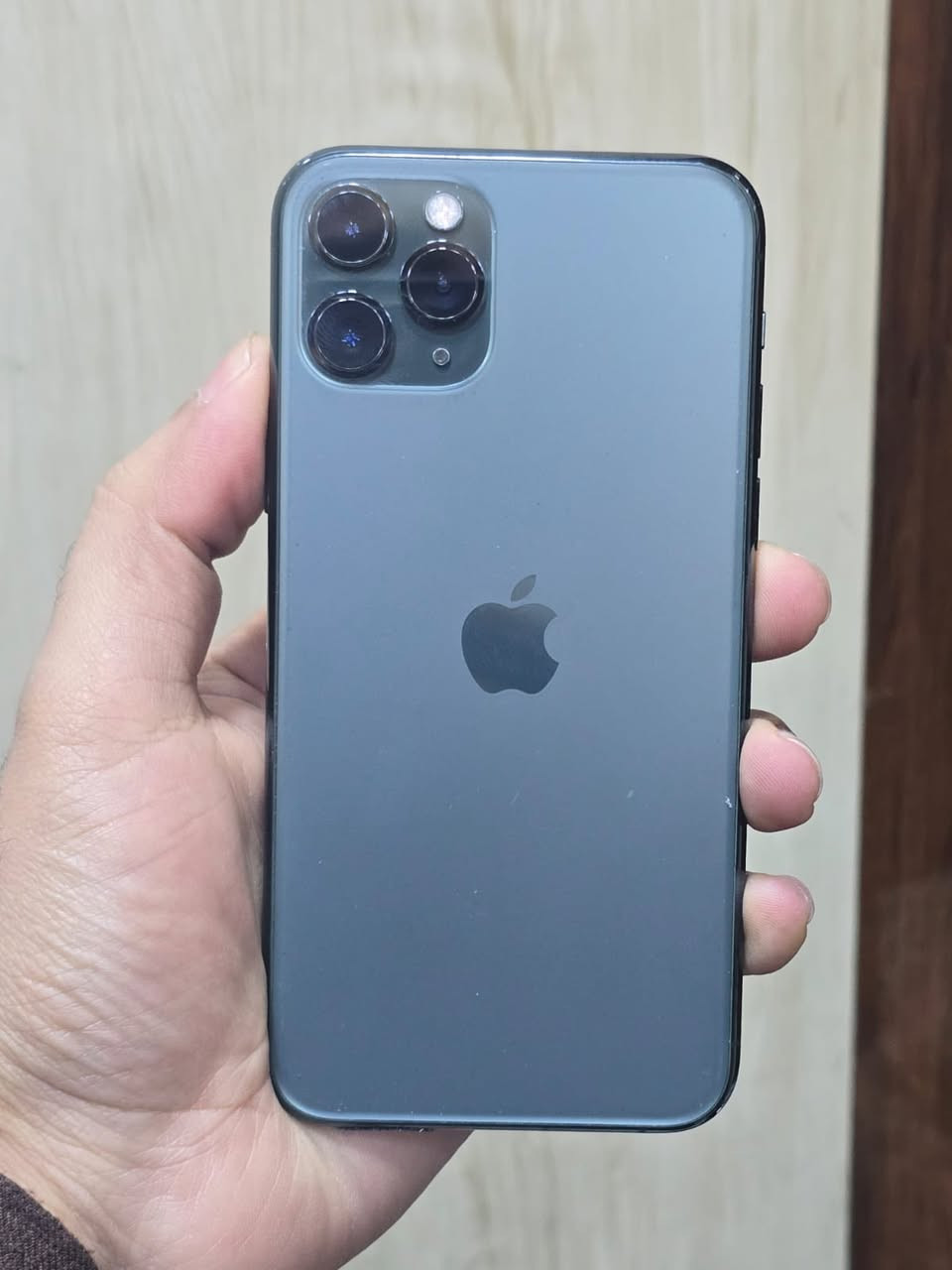 السلام عليكم
ايفون 11 برو دبل سيم /الصغير 
نضيف فول
ذاكره 64 / بطاريه 78 
ادفع سعر أبيعك


**إذا كنت صاحب هذا الإعلان وتريد حذفه لأي سبب، رجاءا أرسل رسالة إلى الدعم الفني**