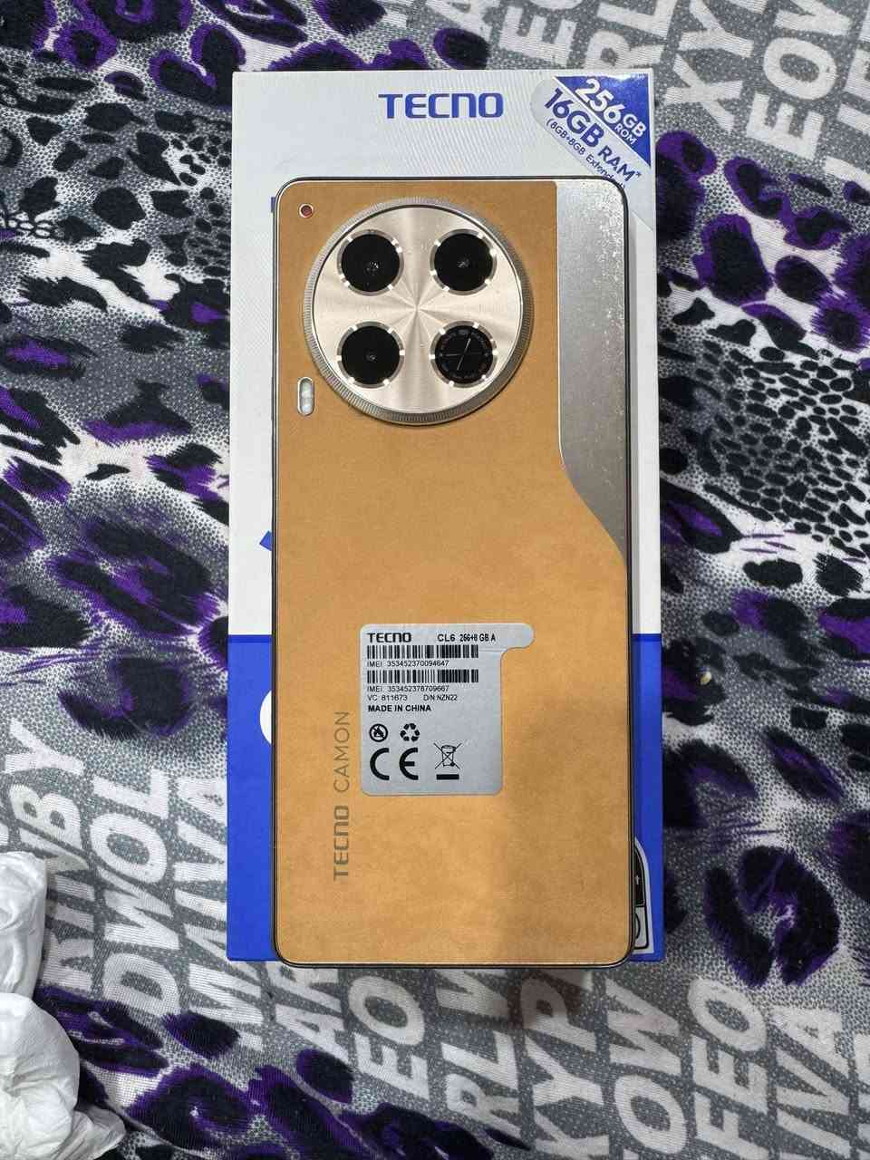 تكنو كامون ذاكره 256 عشوائيه 16 الجهاز نضيف حيل بس وكع مني ونفطر إلجامه الاماميه بس شغال وطبيعي كلش ولا امبين الفطر السعر 150 وبيه مجال***********
