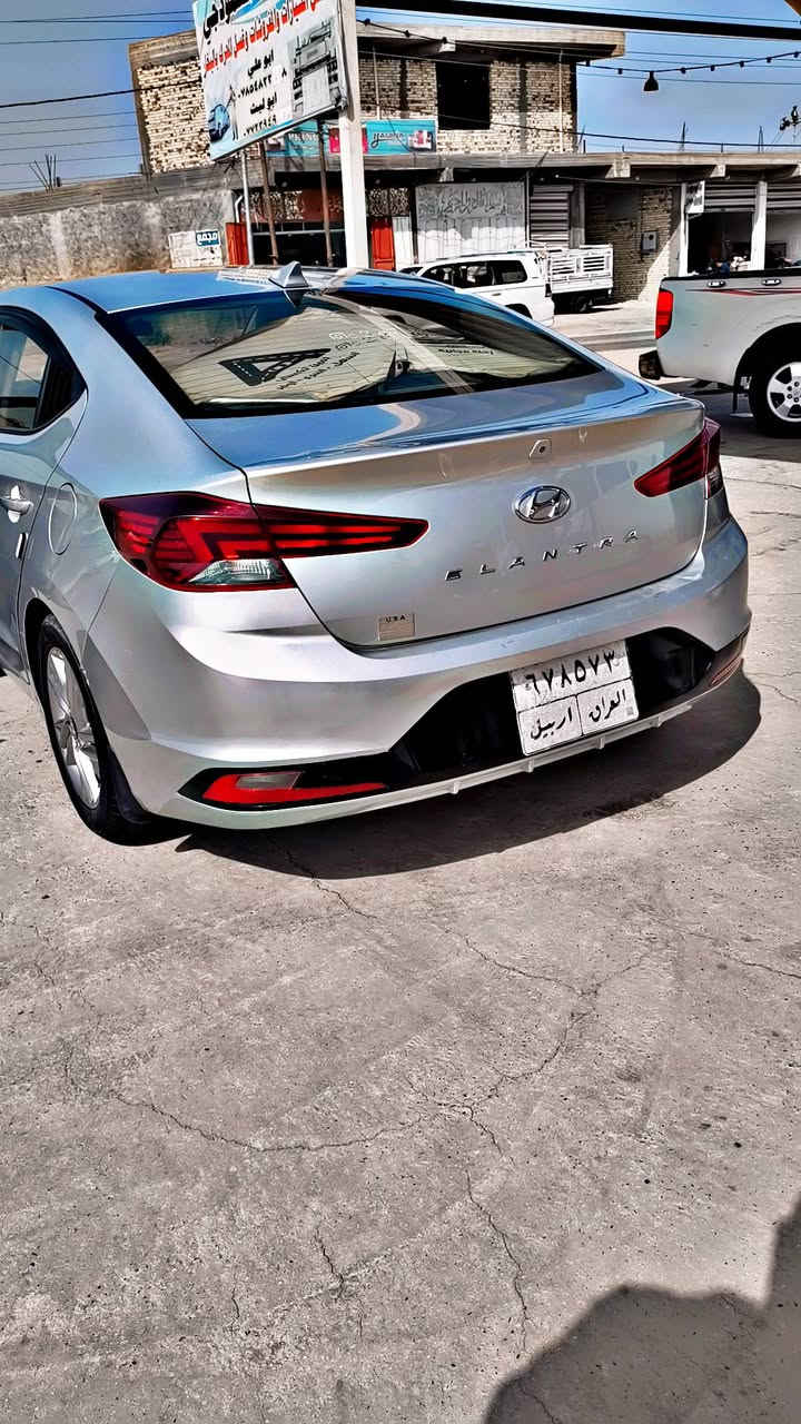 السلام عليكم النترا موديل 19 
مكينة 2000 دوش
امريكية ضررها جاملغ ايسر 
مراوس بكورلا كروز عاليه . 
مكاني كربلاء


**إذا كنت صاحب هذا الإعلان وتريد حذفه لأي سبب، رجاءا أرسل رسالة إلى الدعم الفني**