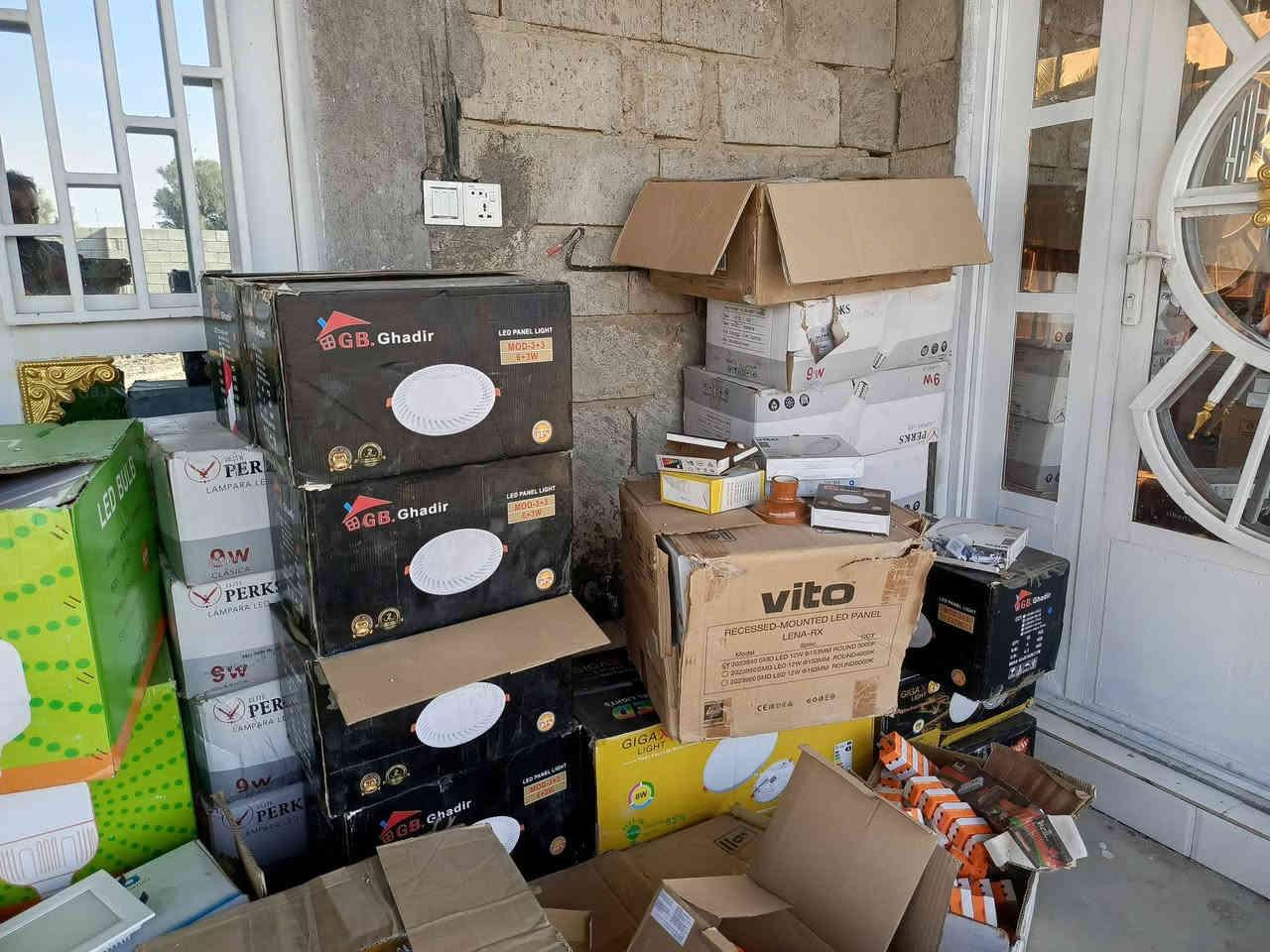 السلام عليكم انشائية للبيع السعر شلع على كل قطع1500الف ونص تعال وتدلل ***********
