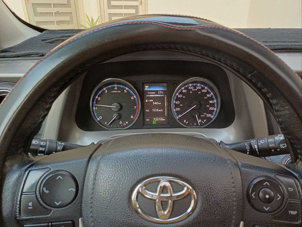 تويوتا راف ٤ موديل ٢٠١٨ XLE
تدفئة تبريد ،تحديد مسار ،حساس تصادم ، سلايد ، 2wd ، بصمة 
كامل مواصفات ، الضرر بين جاملغ النفر وباب النفر 
صبغ نصف الجاملغ وبابا النفر مبدل اصلي نفس اللون 
والباقي كلو بلادي بجم كبس 
ماشية ٧٢٠٠٠ كلم 
السيارة وارد كندي 
السعر ١٨٥ $ 
*********** واتص
