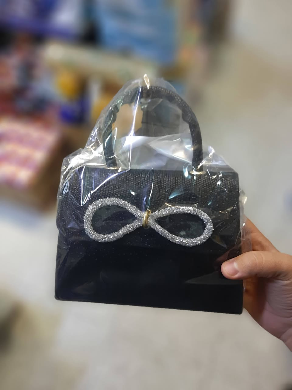 مع اقتراب العيد 
مجموعه من الجنط فقط يم مجمع حكاية 
عرض خاص بس ٥٠٠٠
العنوان 
حي الوفاء شارع-٢٠ مقابل الجزيره
يتوفر خدمة توصيل لجميع مناطق العراق


**إذا كنت صاحب هذا الإعلان وتريد حذفه لأي سبب، رجاءا أرسل رسالة إلى الدعم الفني**