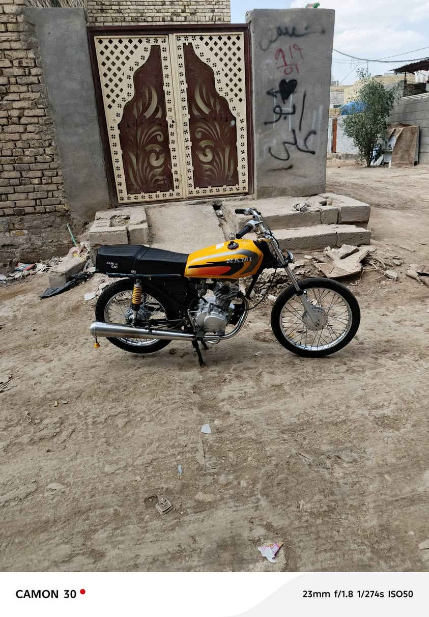 سلام عليكم مكفل بلنشر دراجه للبيع شاصي 16ارشه والعميره 25بس المكينه 19 مفتوحه رقم راعيه هذه*********** وخادم لشراي المو شراي لاترسل والي ماعرف اسعارهن لا يرسل رجاً 👉🏼😅.
