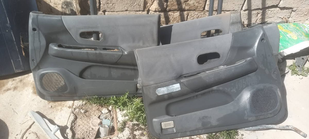 تخم بطاين 
ساعة دشبول
هلالات جاملغ
منضومة تبريدوتدفئةكامله 
مسطره جنطه
صالنصه بلاديه ناتيفيا
***********
