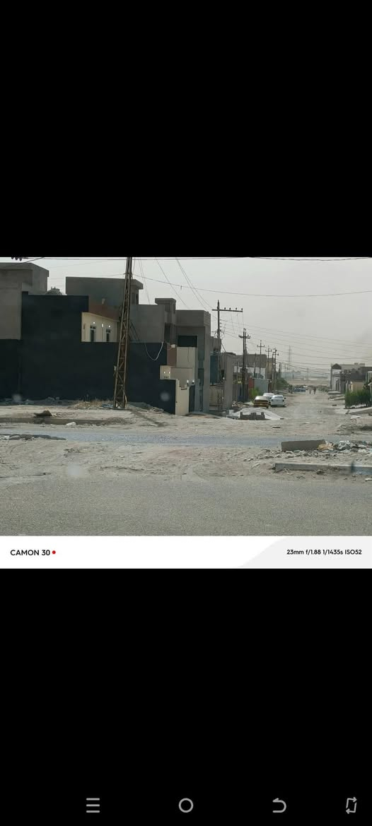 بيت زراعي ١٠٠ مربع الواجهة ١٠ والنزال ١٠
متكون من مطبخ واستقبال وهول داخلي وغرفة نوم 

وحمام داخلي وحمام خارجي 

والطابق الثاني يحتوي على غرفة نوم واحدة+ بيتونة 

سقف مغربي ونضام دكتات تبريد مركزي 

ويحتوي ايضاً على طاقة كهربائية ٥ امبير 

البيت تقريبا صفر 

السعر ٦٢ مليون 
العنوان كركوك حي العسكري الحولي الزراعي 
***********
