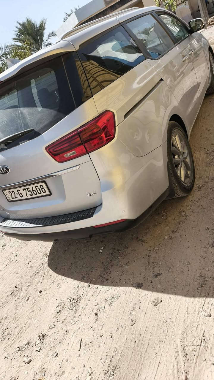 السلام عليكم سيدونه 2020 ضررهه قطعه وحده جاملغ الامامي موضح ب صوره ضربته خارج العراق الباقي كله مكفوله كير مكينه بدون دواخل فول بصمه تخم تاير سعره اتصل ودلل ***********
