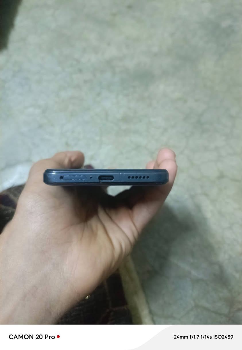 السلام عليكم 
جهاز للبيع 
POKOx4gt
فول مواصفات 
جهاز بلادي 
مامبدل بي شي فقط شاشه مرفوعه بلادية و مكان سمكرت مكسور 
جهاز فول بل بوبجي يشقل 90فريم 
شاشه. 144هرتز 
ذاكرة. 256
رام 16. 8+8
السعر 150 بي مجال 
لاتراسلني تسال عل مواصفات 
شاري تعال خاص موشراي اعبر


**إذا كنت صاحب هذا الإعلان وتريد حذفه لأي سبب، رجاءا أرسل رسالة إلى الدعم الفني**