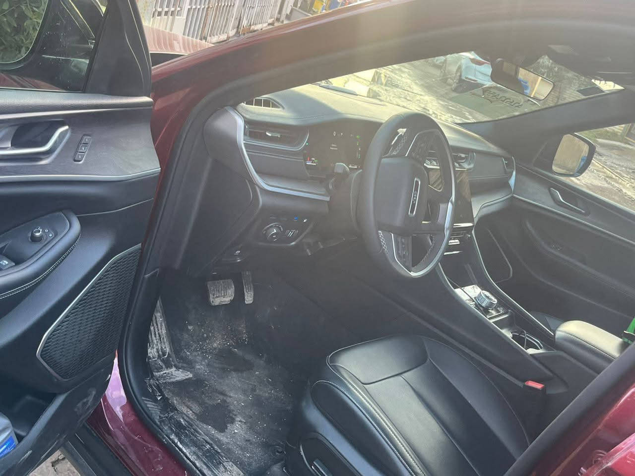 جيب كراند شيروكي 2025 زيرووو
بانزين + هايبرد + شحن منزلي
المسافة المقطوعة: 3 
زيرو  زيرو زيرو
الضرر: كما موضح بلصوره
سياره جديده 
رقم بغداد 
 فول 1/1
بانوراما طكتين

🟪 السعر  :: الطلب في التعليقات ويوصلك مباشرة ✍️ 📩

2. بصمة
سستم صوت Alpine
3. تشغيل عن بعد  
5. كشنات جلد
6. كشن السايق ميموري
7. كشنات كهرباء
8. صندوق كهرباء
9. حساسات خلفية
10.  3 قطع تبريد
11. اشاير بالمري
12. رادار أمامي
13. رادارات 360
14. ثلاث وضعيات قيادة
15.  نظام اختيار الباتري او بانزين
16. كير ماوس
17. نظام منحدرات
18. هيتـرات بالكشنات
19. ويل كب كروم
20. لايتات لد
21. بكلايت لد
22. كشافات
23. بصمة أبواب
فول مواصفات 1/1   
المكان  بغداد الدوره 
ابو طياره

للاتصال 0787477152


**إذا كنت صاحب هذا الإعلان وتريد حذفه لأي سبب، رجاءا أرسل رسالة إلى الدعم الفني**