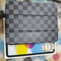 ايباد ١٠ • ٦٤ • بطارية ٩٧٪